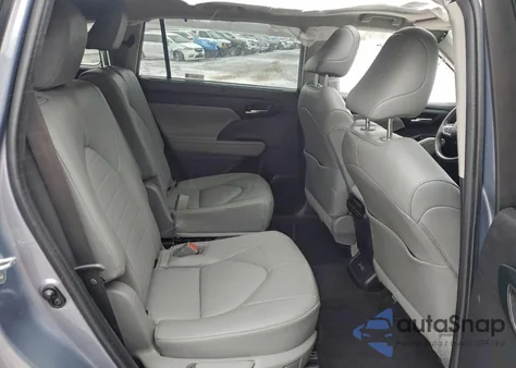 2022 Toyota Highlander Xle из США, поврежденный, VIN 5TDGZRBH3NS177772